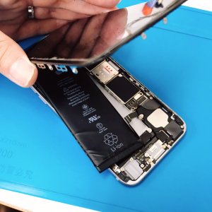 iPhone 6s バッテリー交換