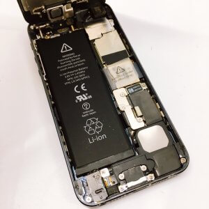 iPhone5 バッテリー交換
