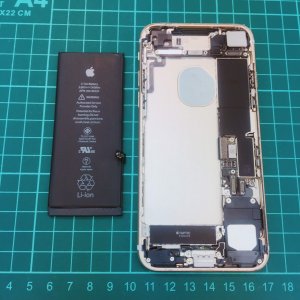 iPhone7 バッテリー