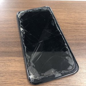 iPhoneXフロントパネル