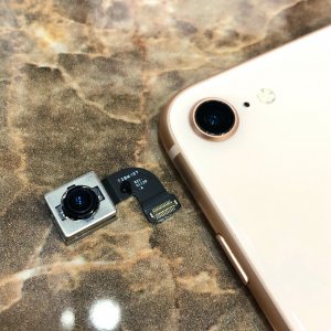iPhone8 アウトカメラ交換