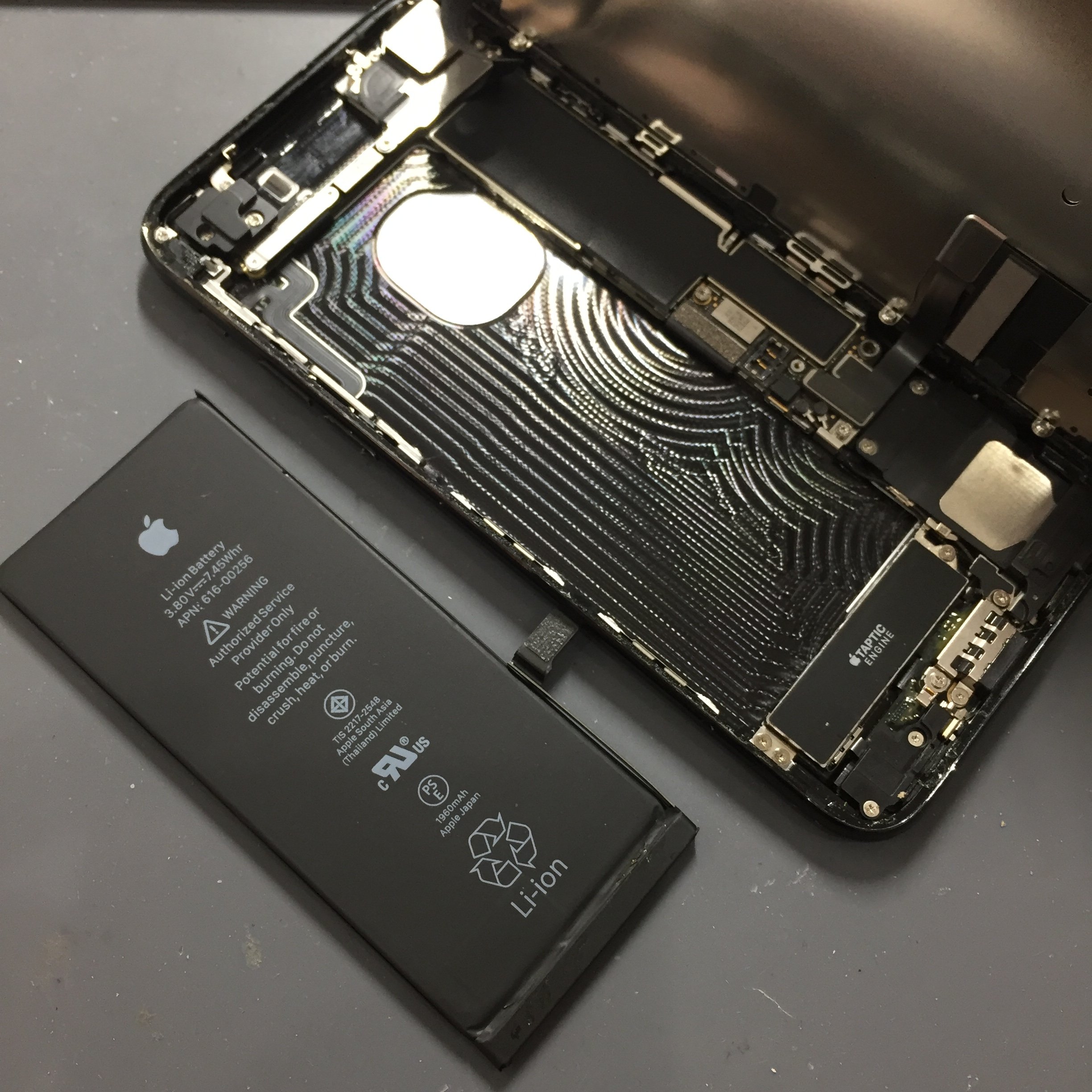 iPhone7 バッテリー交換