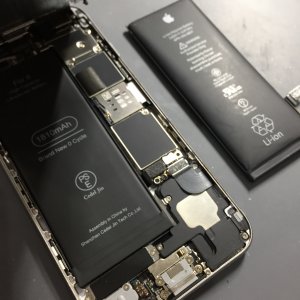 iPhone6　バッテリー交換