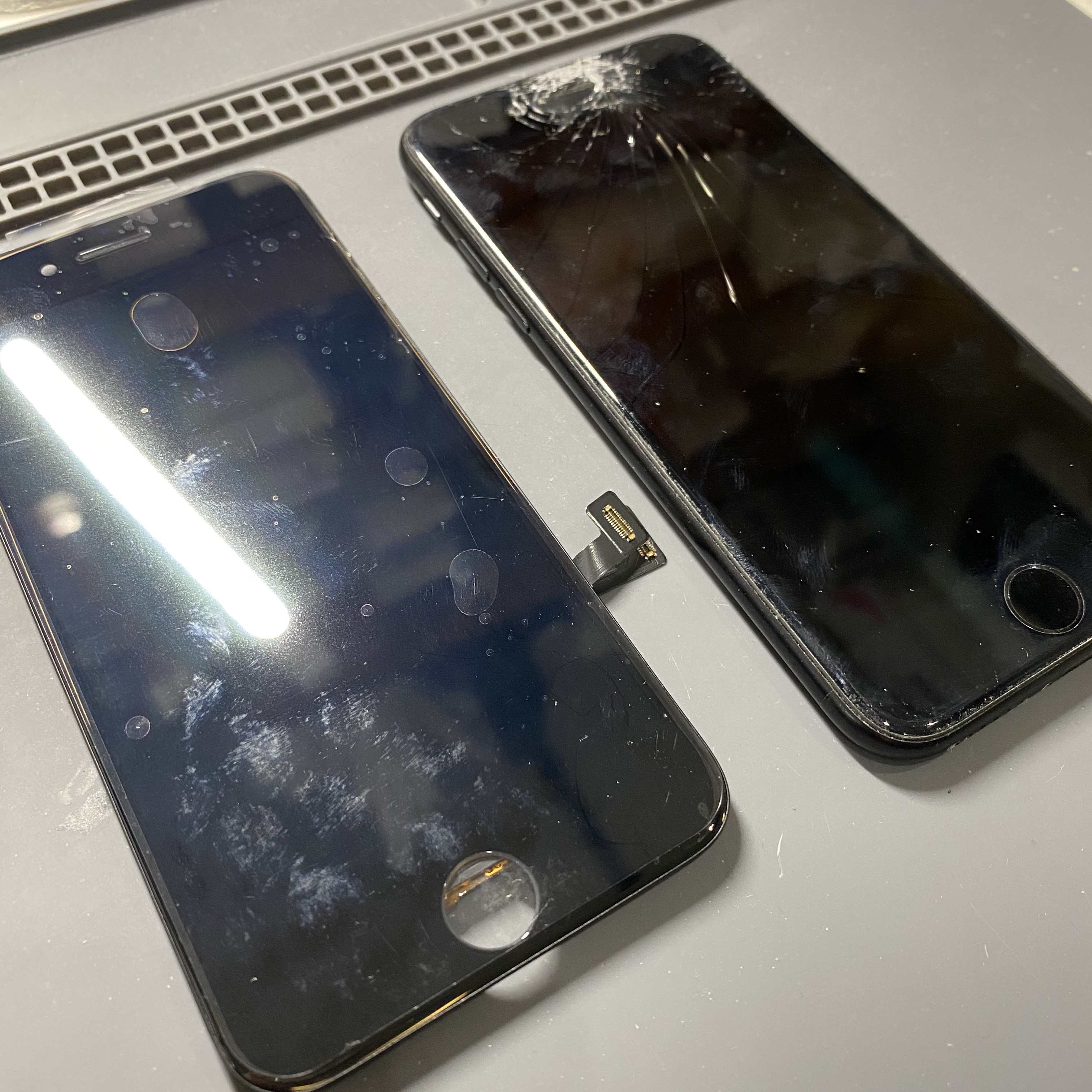 iPhone7 ガラスパネル交換