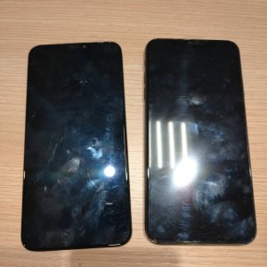 iPhoneXSMAX液晶交換修理