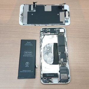 iPhone8 バッテリー交換