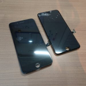 iPhone7plus フロントパネル交換