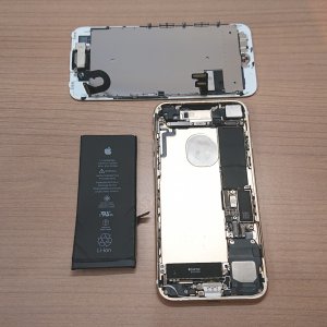 iPhone7 バッテリー交換