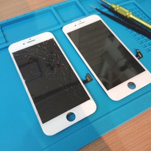 iPhone7 フロントパネル交換