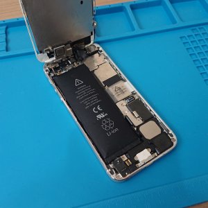 iPhone5 バッテリー交換