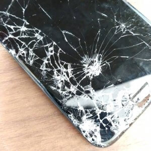 iPhone8 フロントパネル交換