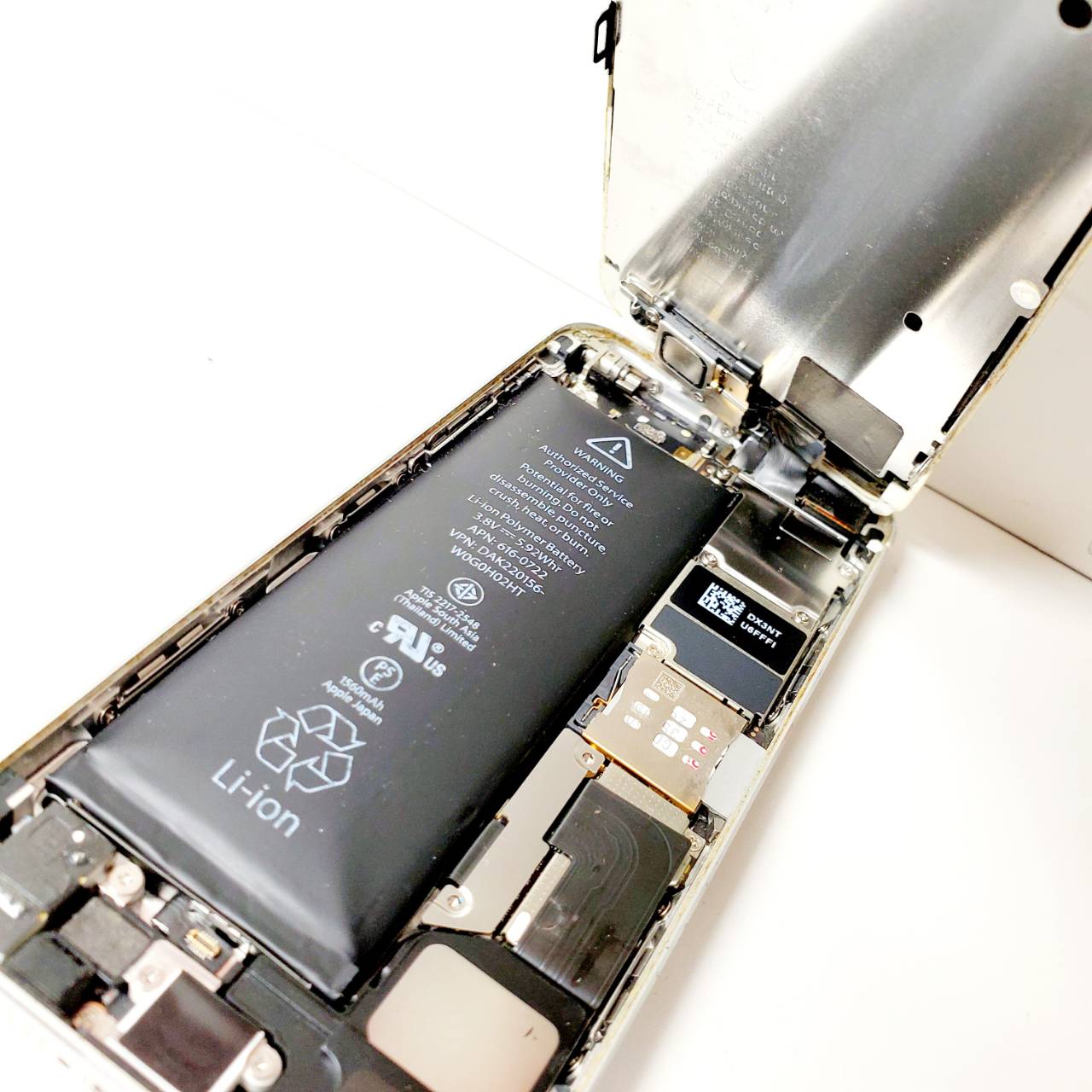 iPhone5S バッテリー交換