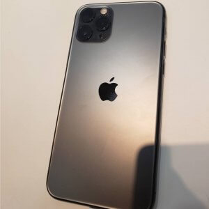 iPhone11Pro液晶交換修理