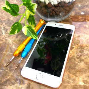 iPhone8 パネル交換