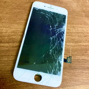 iPhone8　液晶画面交換修理