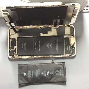 iPhone8　バッテリー交換