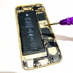 iPhone6sバッテリー交換修理