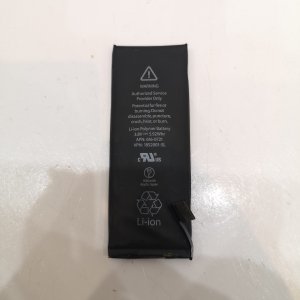 iPhone 5S バッテリー交換