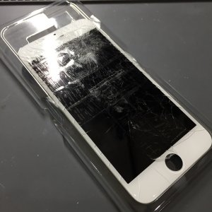 iPhone6S　ガラスパネル交換