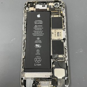 iPhone 6S バッテリー交換