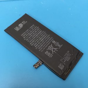 iPhone 8  バッテリー交換