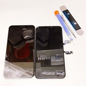 iPhone XSmax 液晶交換修理