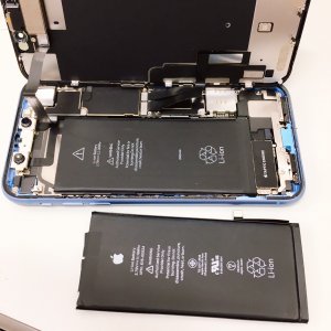 iPhoneXR バッテリー交換