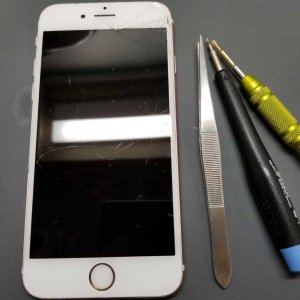 iPhone6s 液晶画面修理交換