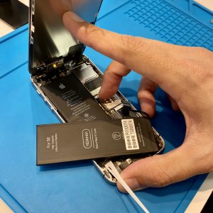 iPhone５　バッテリー交換修理