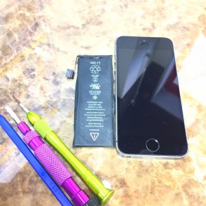 iPhoneSE バッテリー交換
