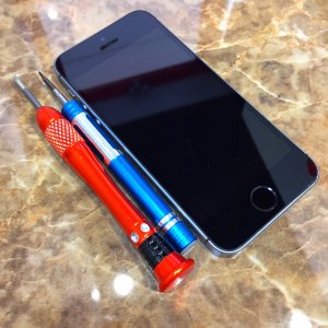 iPhoneSE 液晶交換
