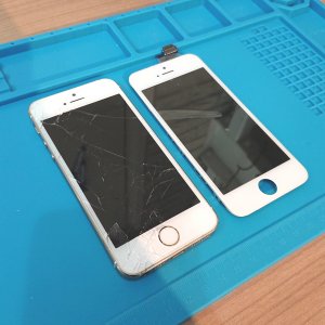 iPhone5 液晶交換