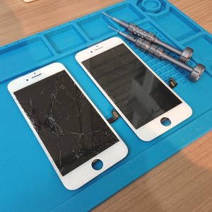 iPhone8 フロントパネル交換