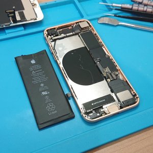 iPhone8 バッテリー交換