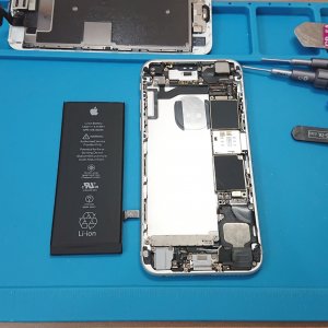 iPhone6S バッテリー交換