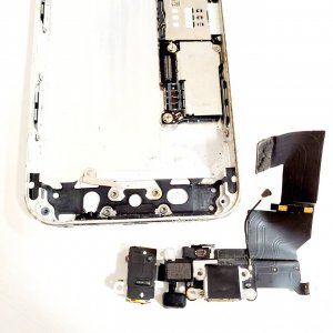 iPhone5S ライトニング修理