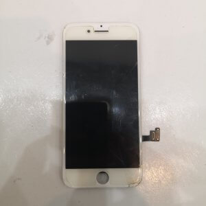iPhone 7 パネル交換