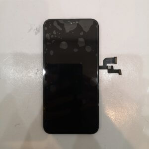 iPhone XR パネル修理