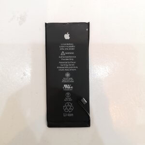 iPhone 8 バッテリー交換