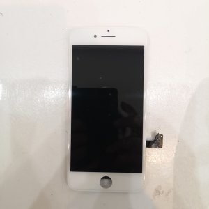 iPhone 8 パネル交換