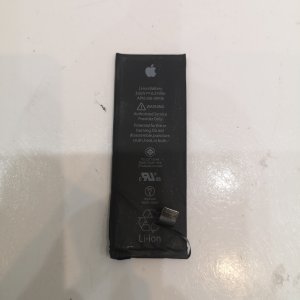 iPhone se バッテリー交換