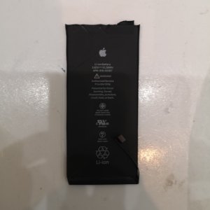 iPhone 8+ バッテリー交換