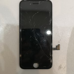iPhone SE2 パネル修理