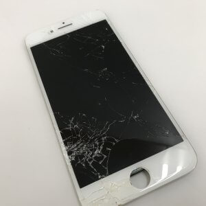 iPhone8　フロントパネル交換