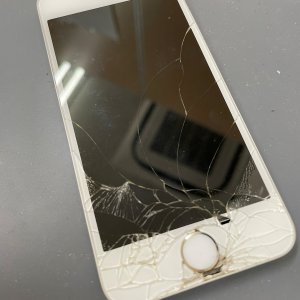 iPhone SE 液晶交換