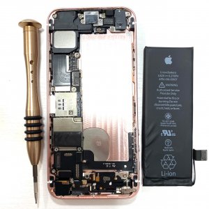 iPhoneSE バッテリー交換