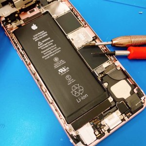 iPhone6S バッテリー交換