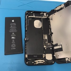 iPhone7 バッテリー交換