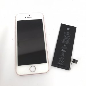 iPhoneSE バッテリー交換