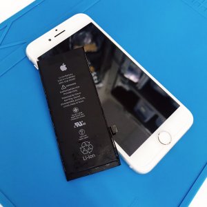 iPhone8 バッテリー交換
